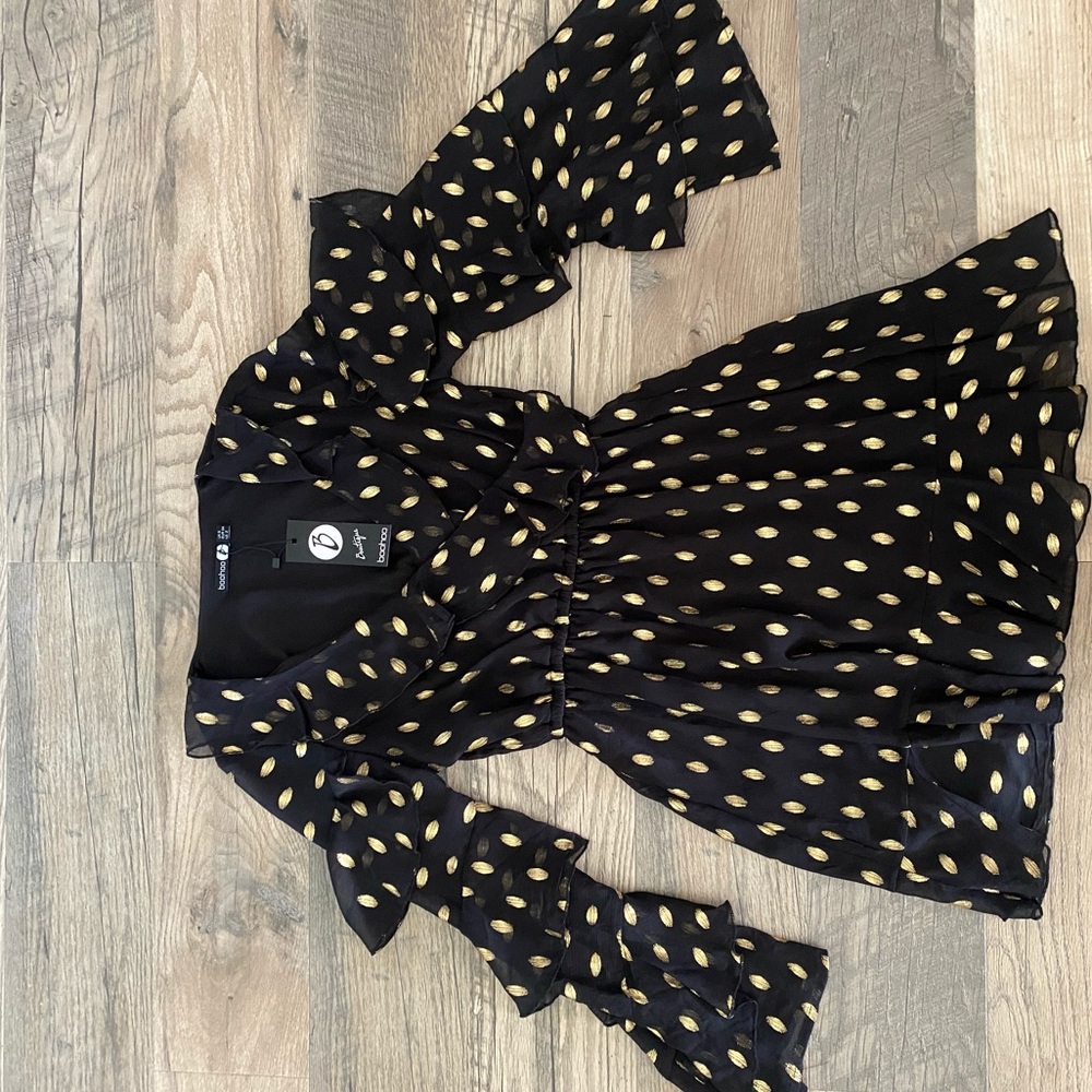 Boohoo over the knee long sleeve black dress
